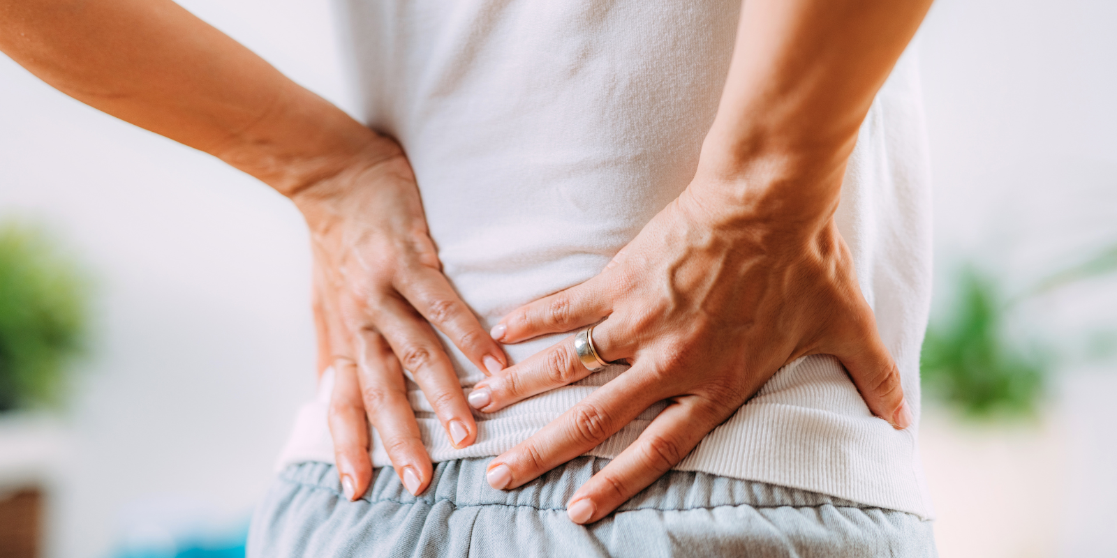 Understanding Spondylolysis: Symptoms, Causes, & Treatment